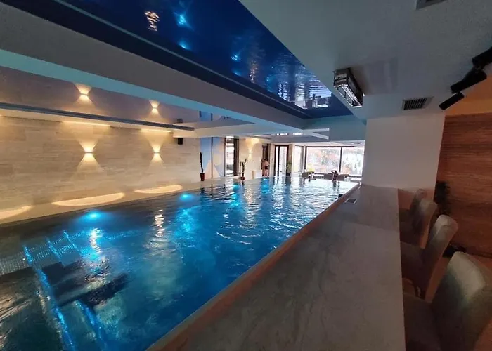 Luxe Snow Retreat 005 アパート