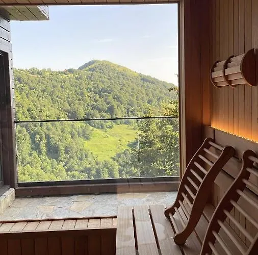 Luxe Snow Retreat 005